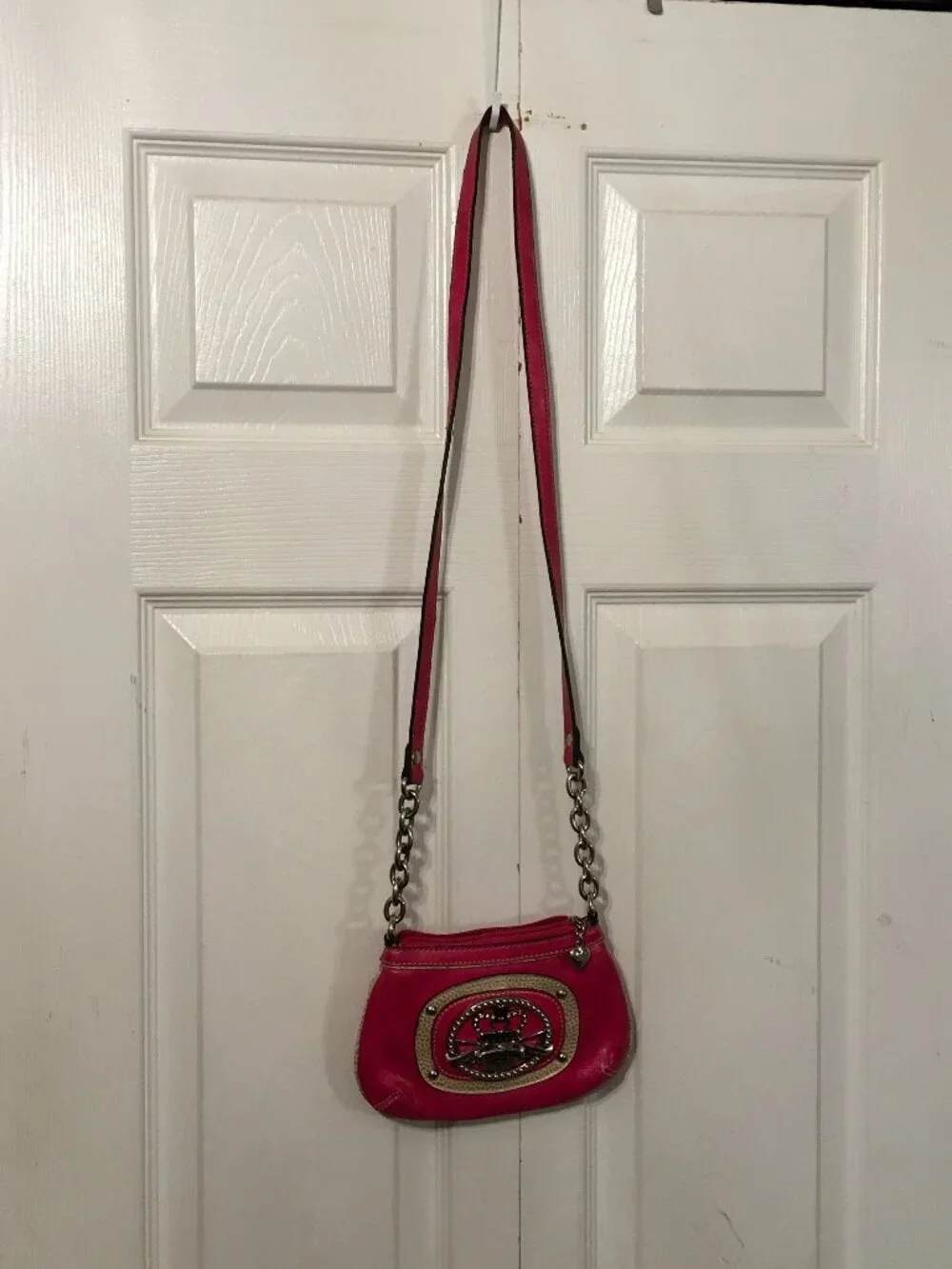 Kathy Van Zeeland Pink Crossbody bag Logo Plaque Chain Accent Strap